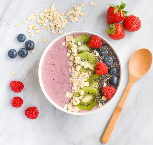 Protein-Power Low-FODMAP Berry Smoothie Bowl Recipe; Gluten-free, Vegan ...