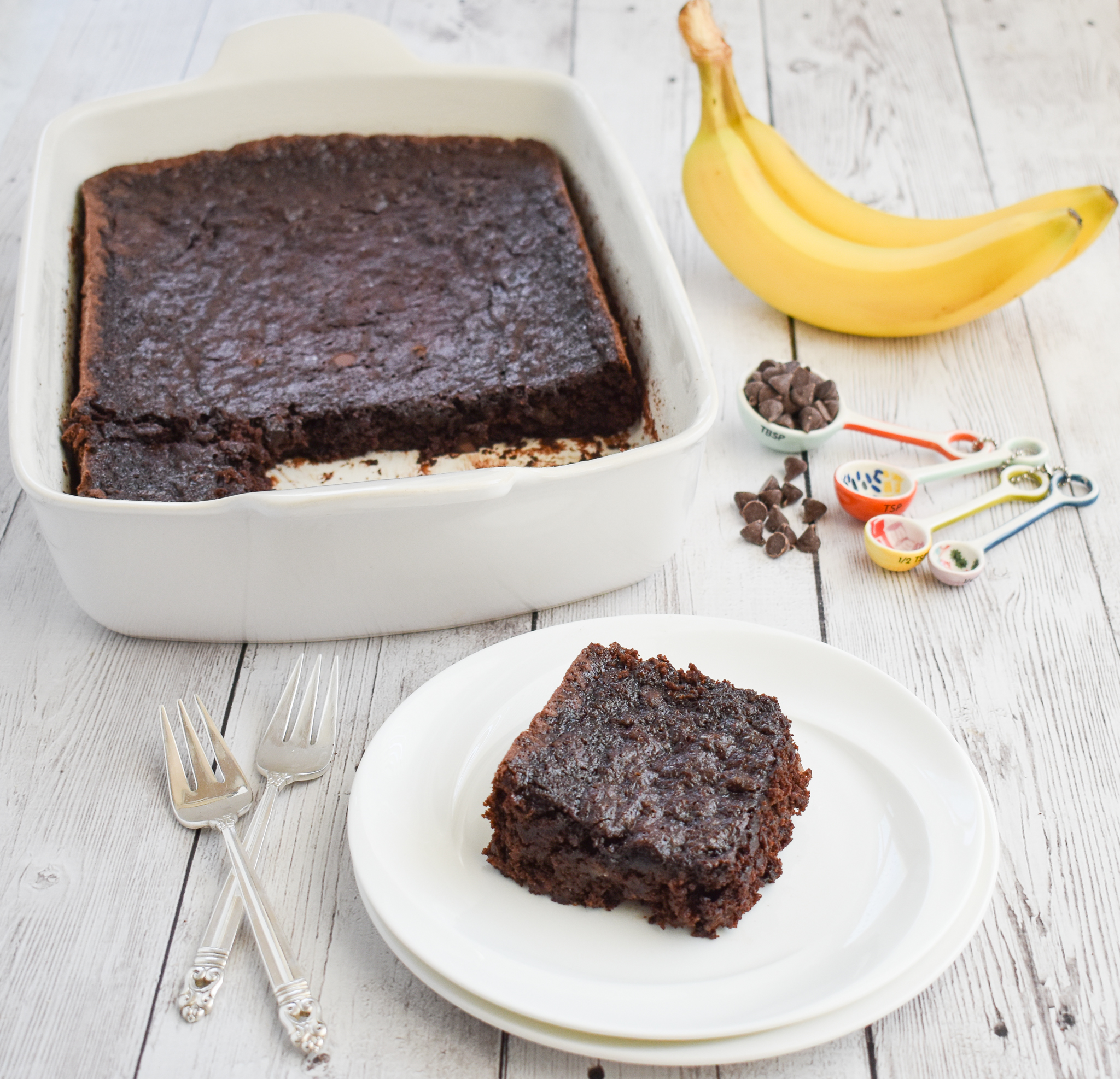 Moist LowFODMAP Banana Chocolate Sheet Cake “Snack Cake”; Glutenfree