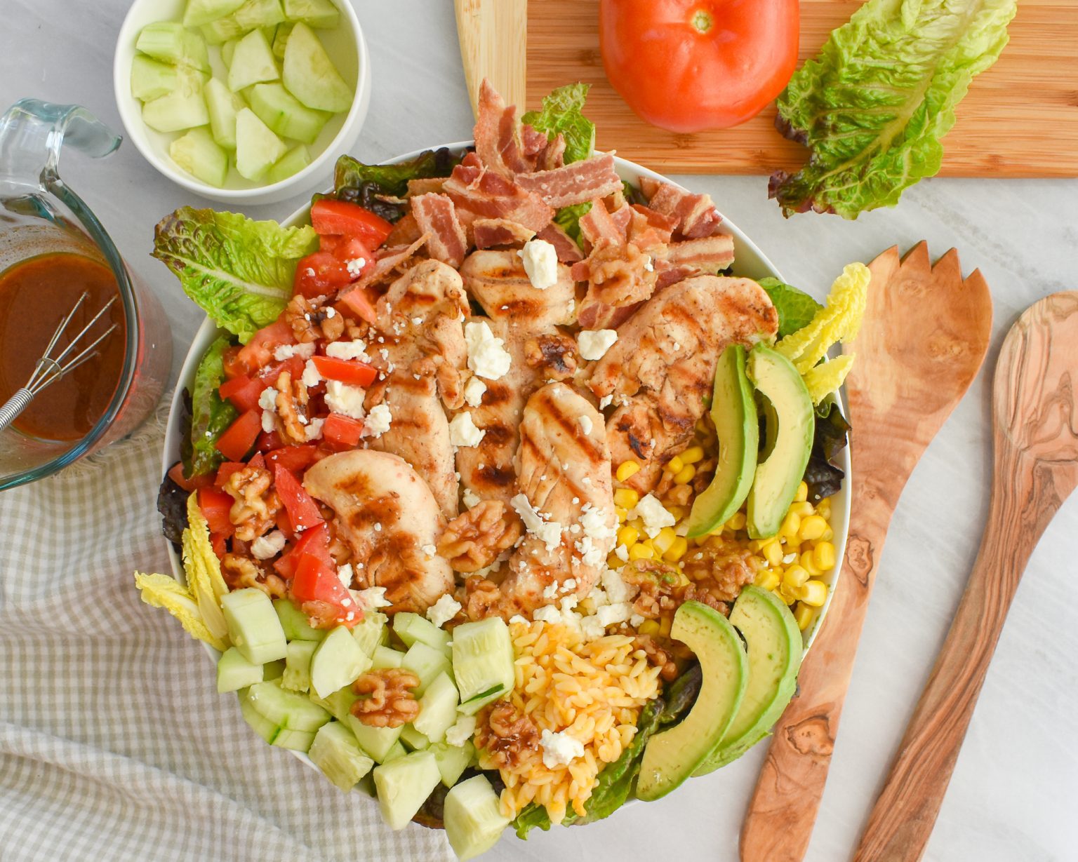 LowFODMAP 'Everything Good' Summertime Salad (Grilled Chicken, Cheese