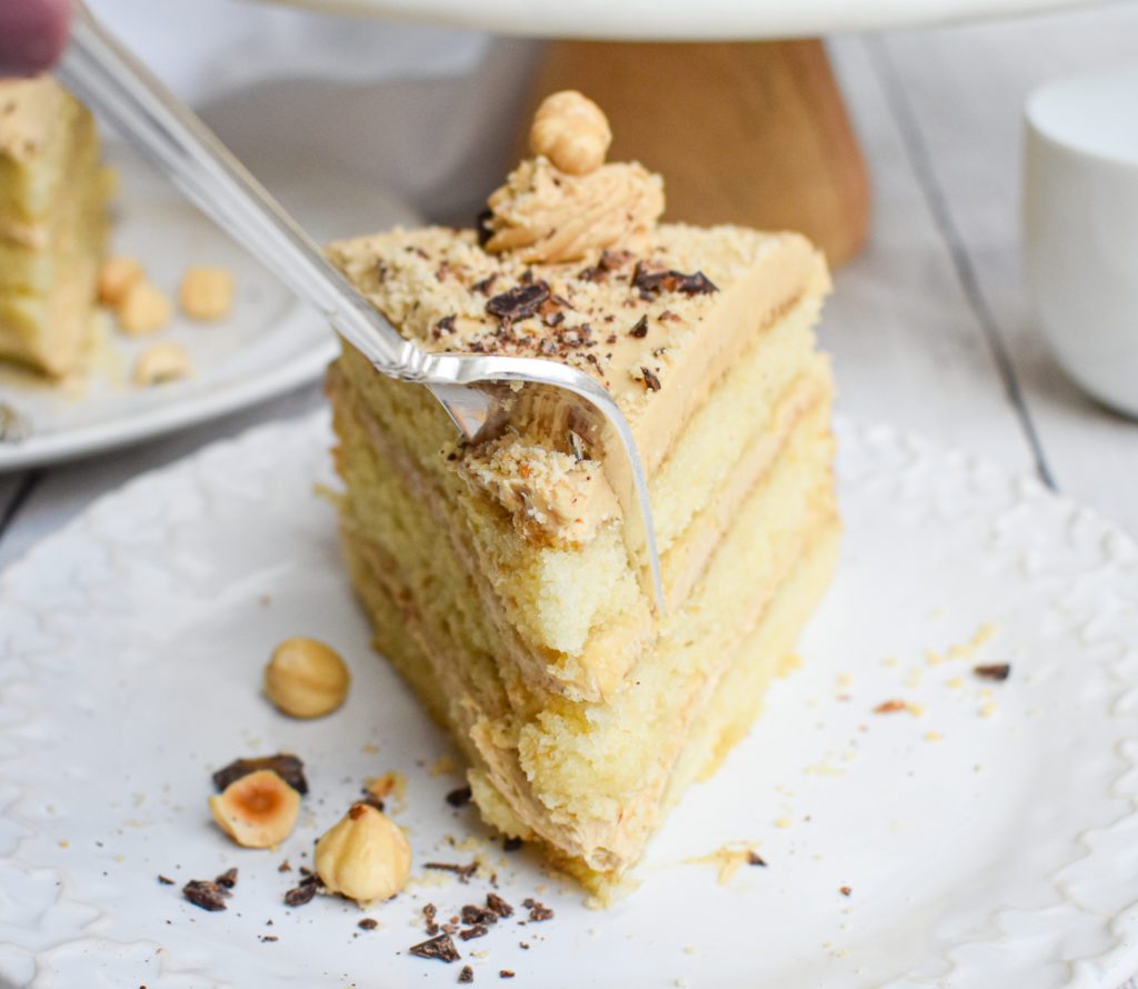 The BEST LowFODMAP Hazelnut Layer Cake; Glutenfree, Dairyfree Dr
