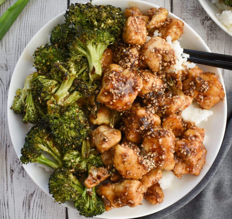 Low-FODMAP Sheet Pan Spicy Sesame Chicken with Broccoli; Gluten-free ...