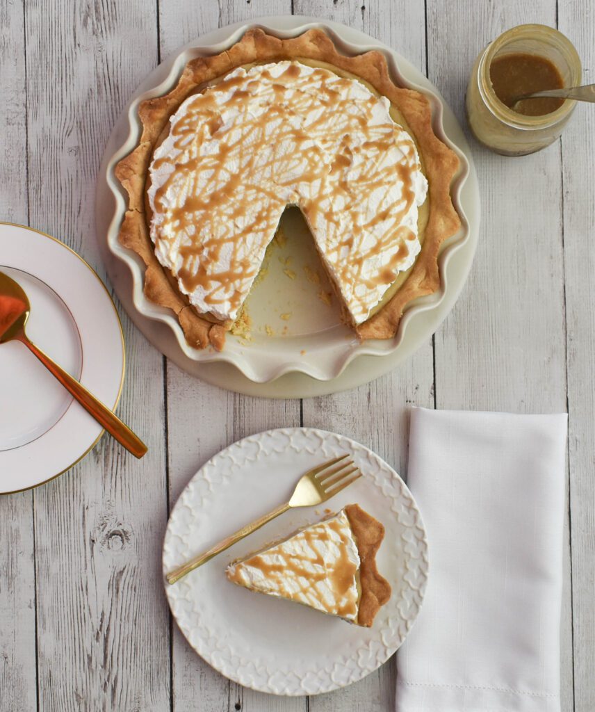 low-fodmap butterscotch pie aerial with slice cut