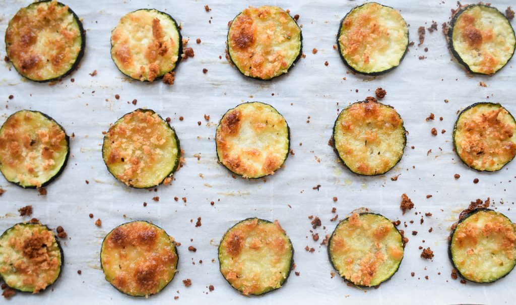 Low-FODMAP Crispy Baked Zucchini Parmesan Rounds Recipe; Gluten-free ...