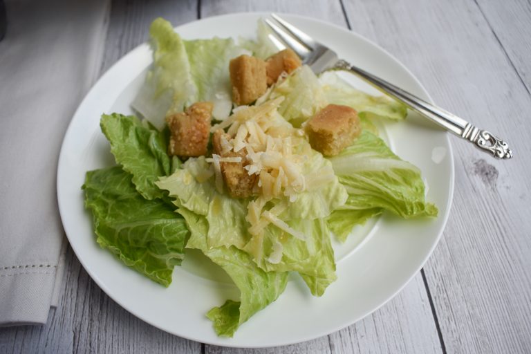 LowFODMAP Caesar Salad with LowFODMAP Caesar Dressing & Croutons