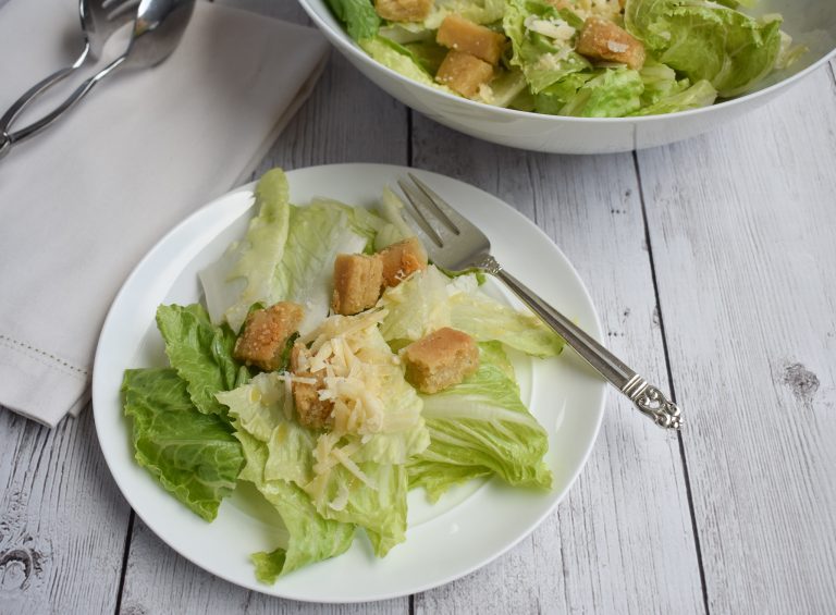 LowFODMAP Caesar Salad with LowFODMAP Caesar Dressing & Croutons