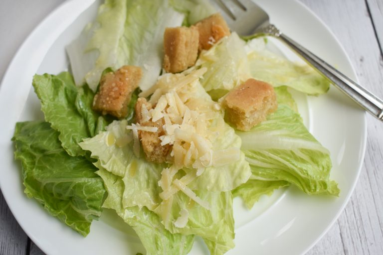 LowFODMAP Caesar Salad with LowFODMAP Caesar Dressing & Croutons