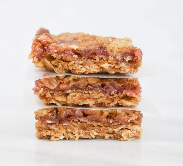 Scrumptious LowFODMAP Strawberry Oat Bars; Glutenfree, Vegan Dr