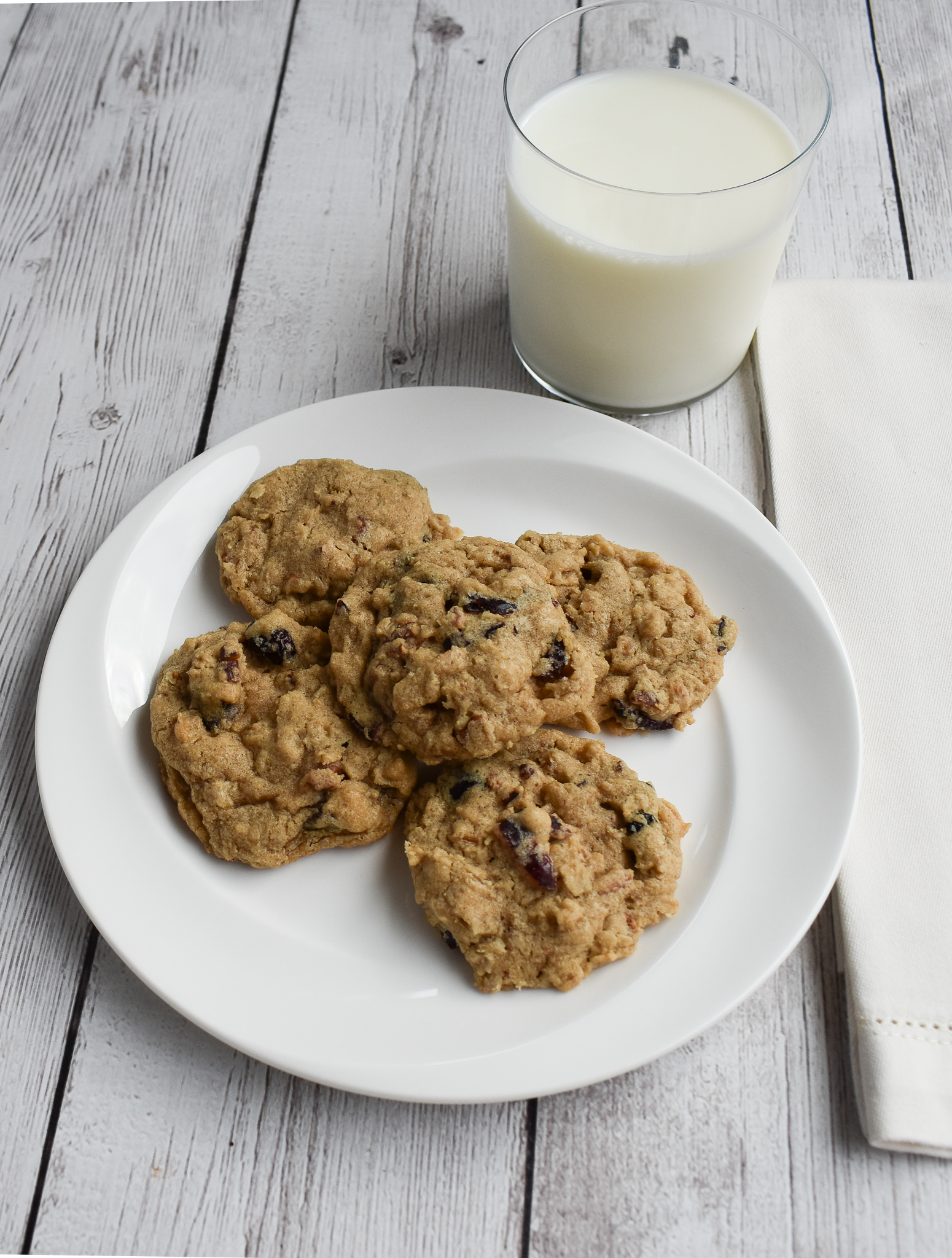 Chewy LowFODMAP Oatmeal Cookies; Glutenfree, Dairyfree Rachel