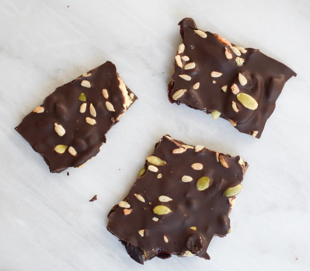 Low-FODMAP Chocolate Bark with Pecans and Cranberries; Gluten-free ...