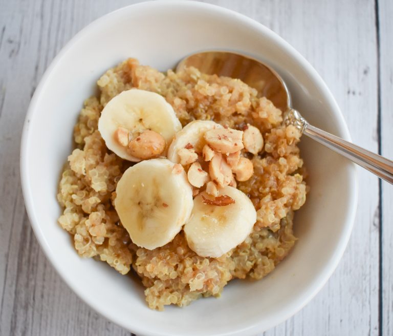 LowFODMAP Peanut Butter and Banana Breakfast Quinoa; Glutenfree