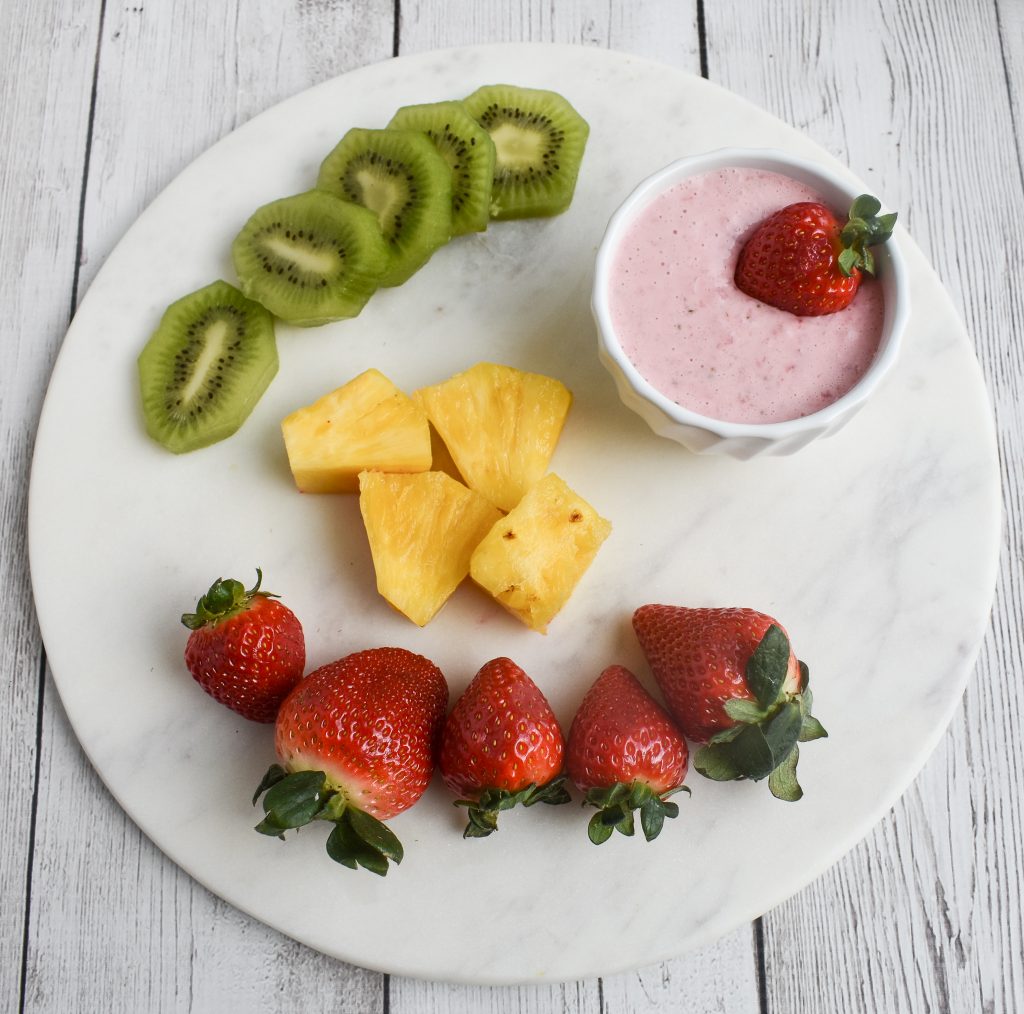 5 Minute 'Skinny' LowFODMAP Flavored Yogurt Fruit Dips (4 ways