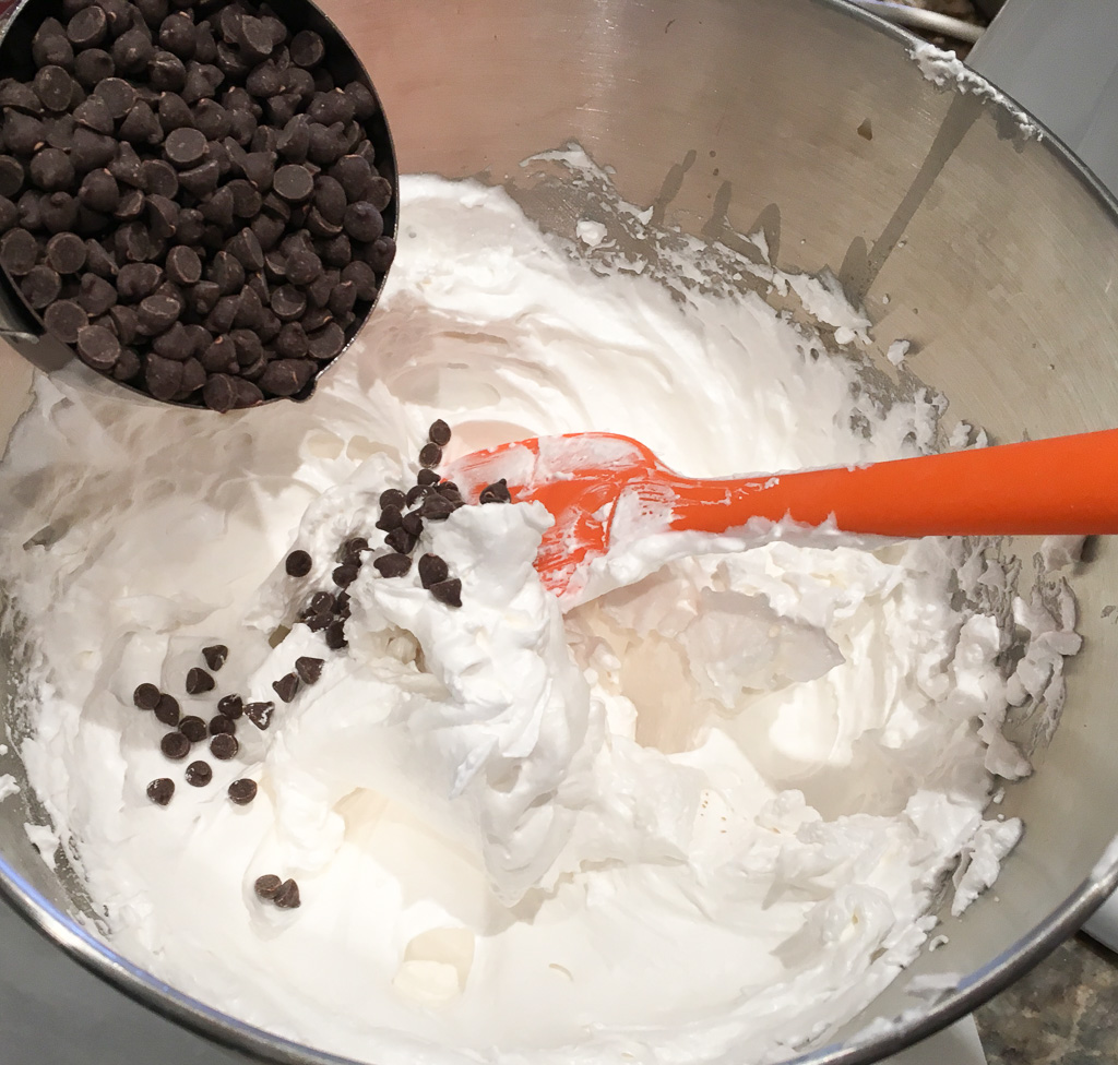 mixing low fodmap meringue cookies